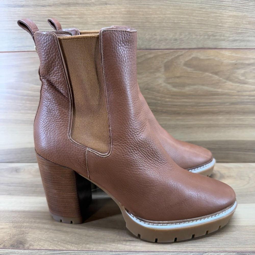 Tory Burch Carson Lug Sole Chelsea Boots 8.5 M Toasted Caramel Pebble Leather